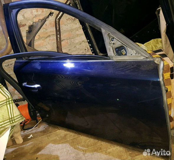 Дверь передняя правая в идеале Audi A8 D4 4H