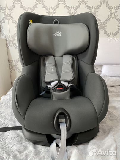 Автокресло britax romer trifix новое