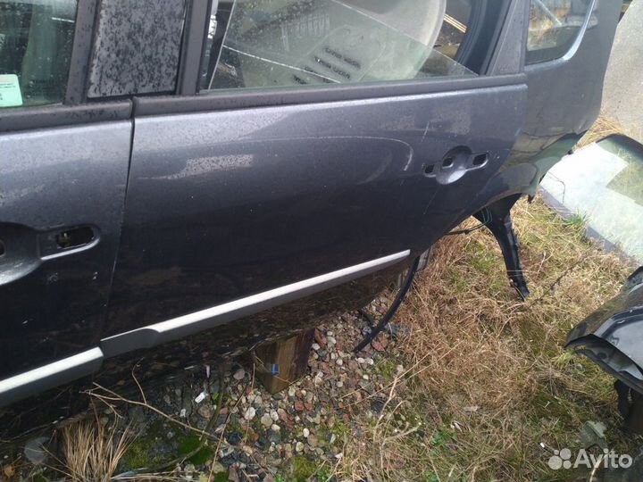 Дверь задняя левая Renault Scenic 2006 год