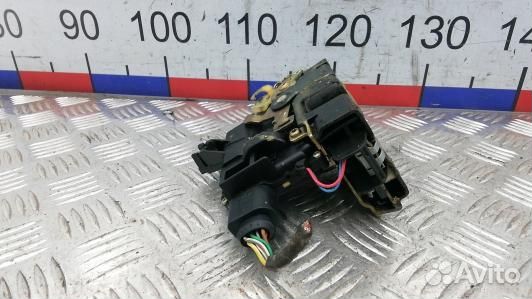 Замок двери передней правой skoda octavia A4 (RSE1