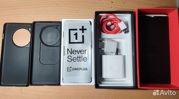 OnePlus 12, 16/512 ГБ