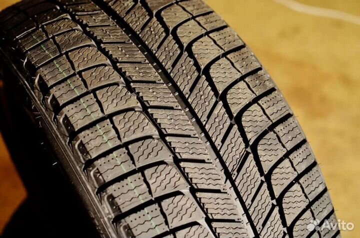 Michelin X-Ice Snow 225/55 R17 101