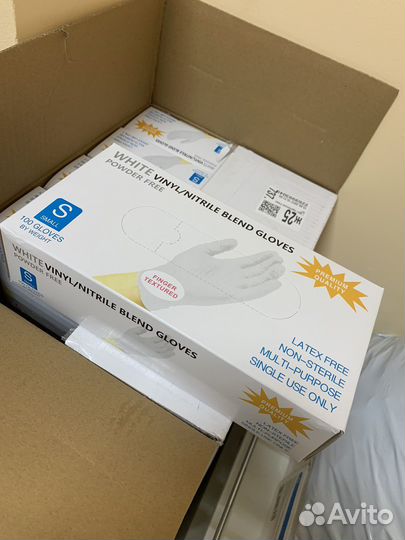 Перчатки одноразовые