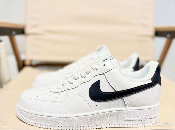 Nike Air Force 1 white black