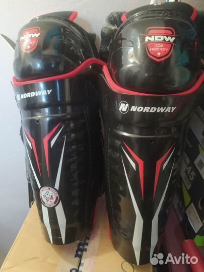 Хоккейные щитки