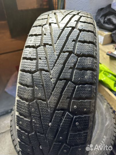 Roadstone Winguard WinSpike SUV 225/60 R18