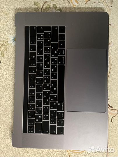 Топкейс с материнкой А1990 2019 г