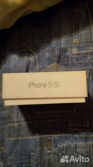 Продам iPhone 5s
