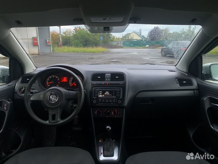 Volkswagen Polo 1.6 AT, 2011, 190 000 км