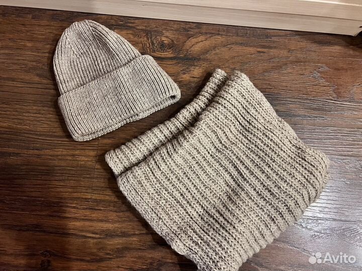 Набор шапка и снуд