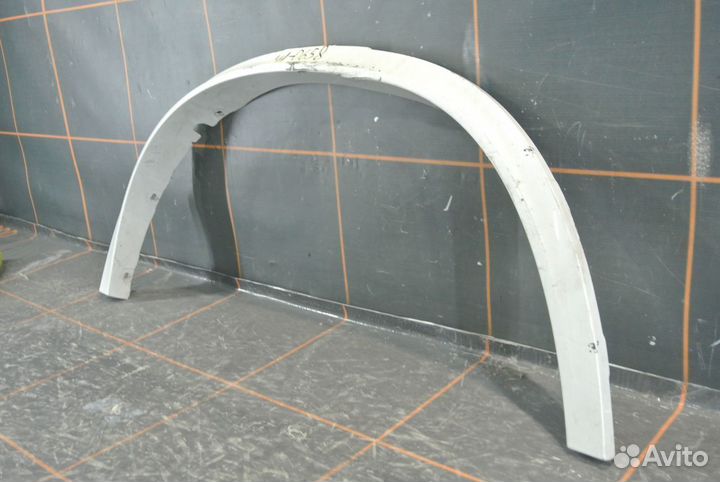 Накладка крыла заднего правого - BMW X5 F15