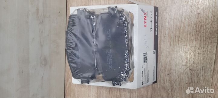 Тормозные колодки Toyota Ractis