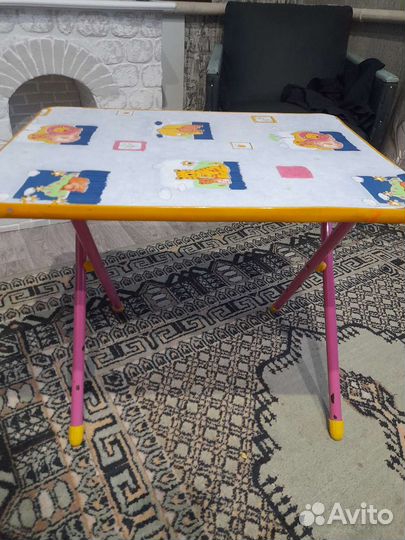 Стол детский