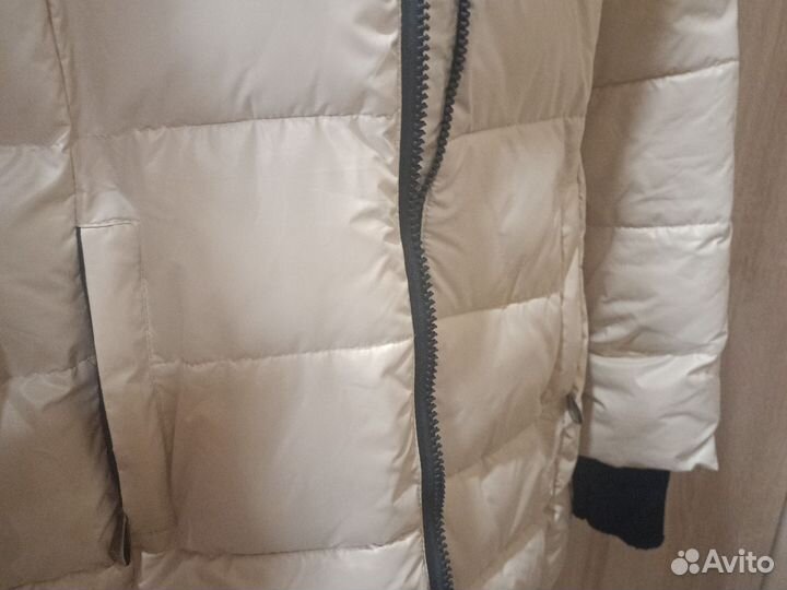 Пуховик женский 44 46