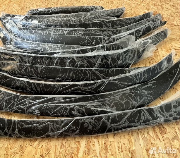 Дефлектор капота на hyundai i30 07