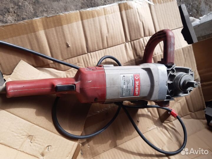 Полировальная машинка для авто