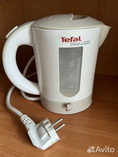 Чайник электрический на три чашки