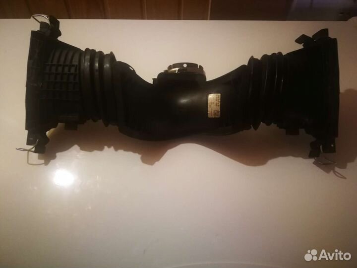Патрубок с расходомером на Мерседес GL X166