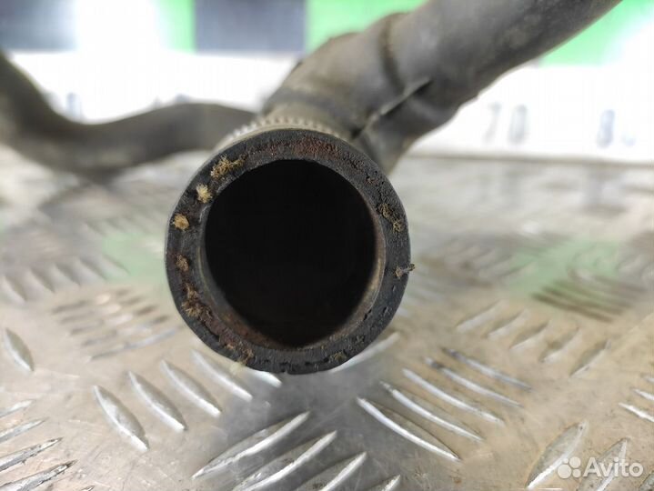 Патрубок радиатора