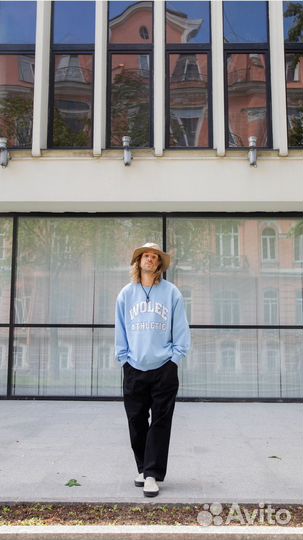 Свитшот wolee