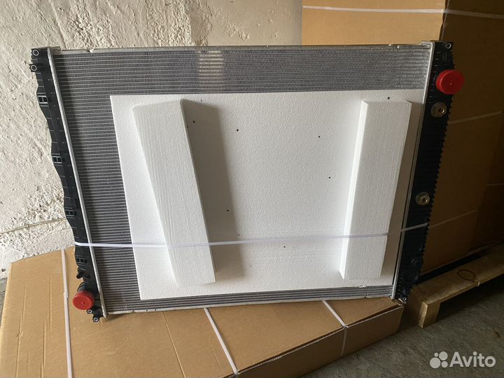 Радиатор volvo VNL с 2007 по 2017 год