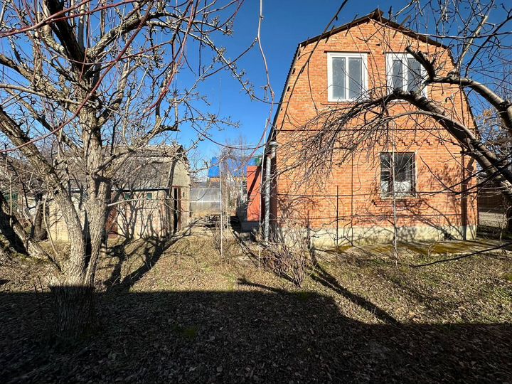 Дача 80 м² на участке 4 сот.