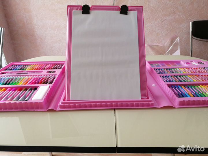 Набор для рисования и творчества из 208 предметов