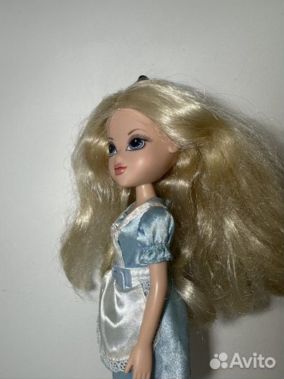 Кукла moxie Алиса в стране чудес