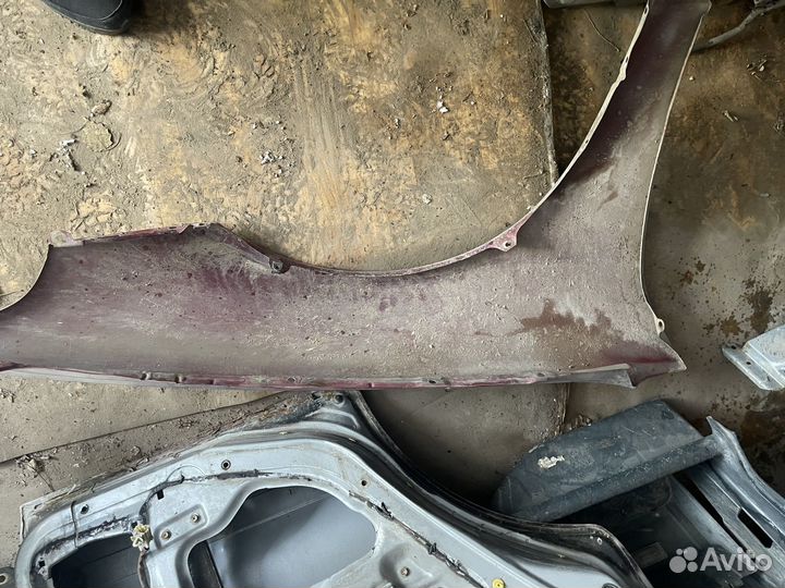 Крыло переднее galant 8