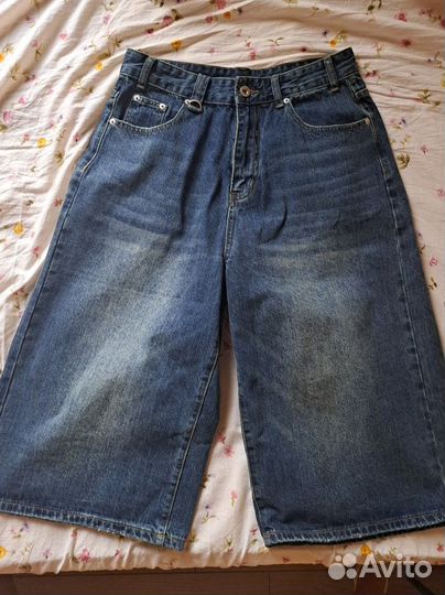 Джинсовые шорты бермуды