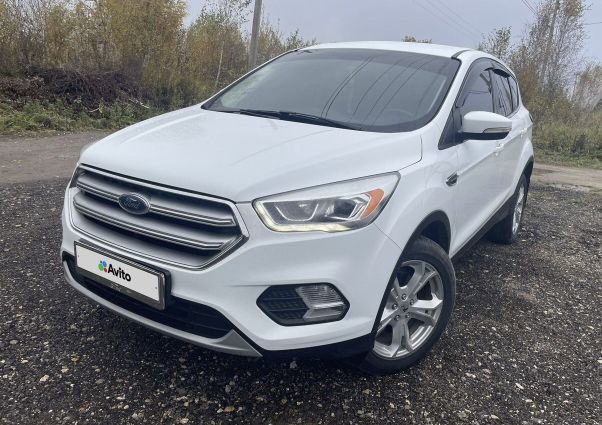 Ford Kuga: фото владельца