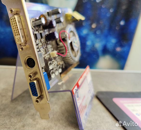 Видеокарта AGP 8X Radeon 9600Pro 128Mb