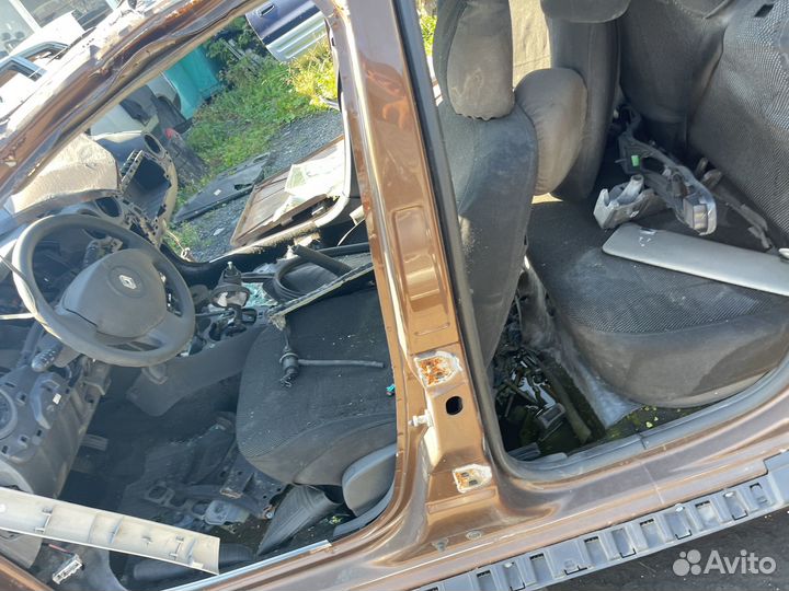 Renault duster на разбор 2015 год