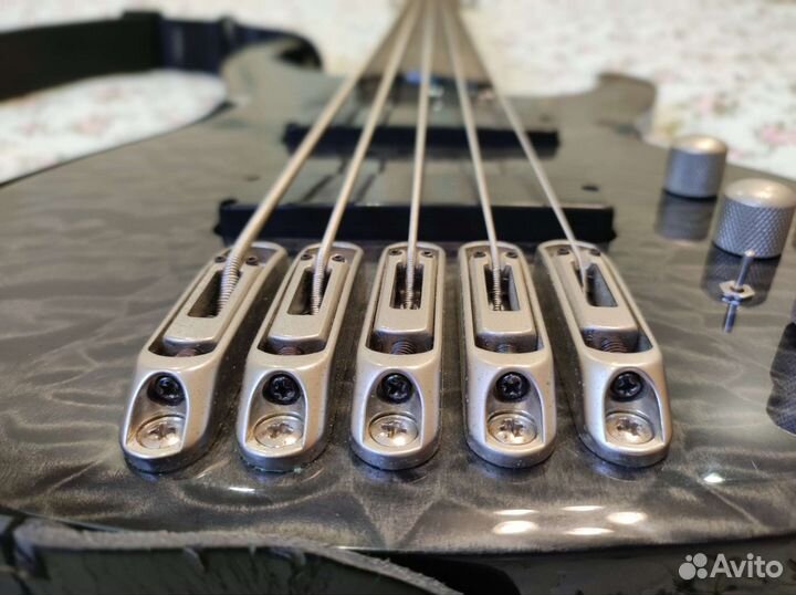 Бас гитара Ibanez BTB405qm