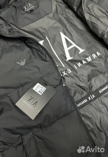 Легкие куртки Armani стильные