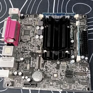 Материнская плата asrock d1800b-itx