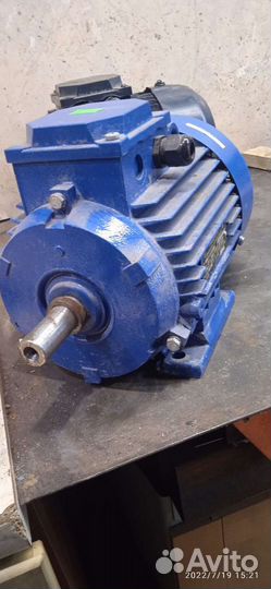 Электродвигатель асинхронный