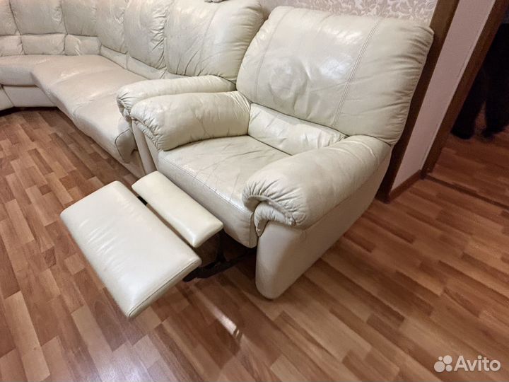 Угловой диван