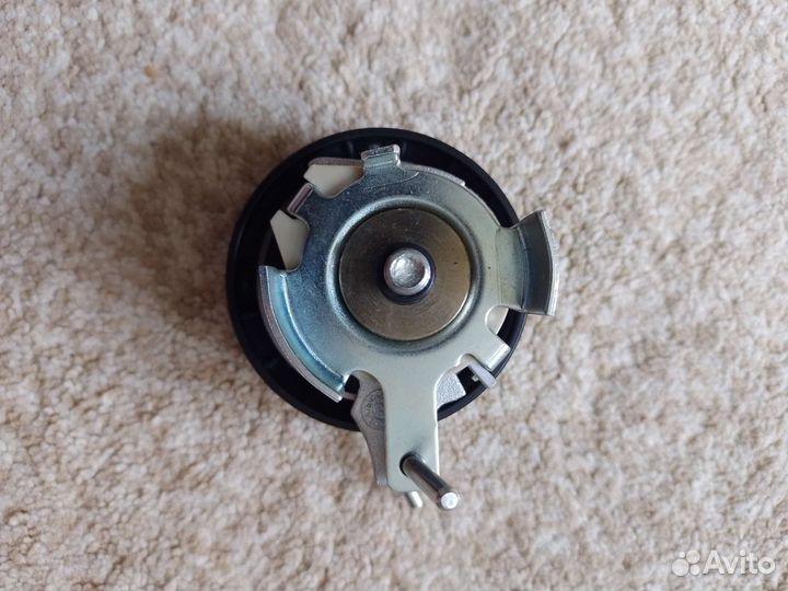 Ролик натяжной грм dayco форд,вольво