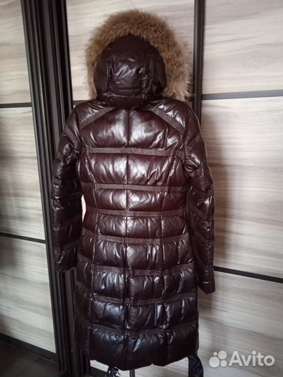 Продам женский пуховик