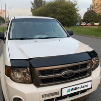 Ford Escape 2.5 AT, 2010, 128 000 км, с пробегом, цена 985 000 руб.