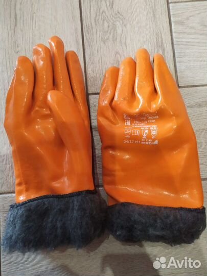Продаю перчатки
