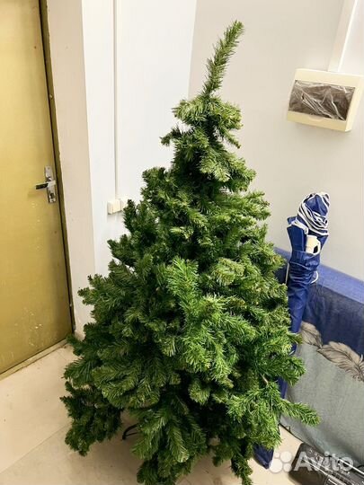 Искусивенная елка