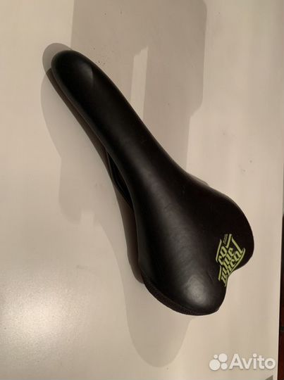 Седло для велосипеда Commencal