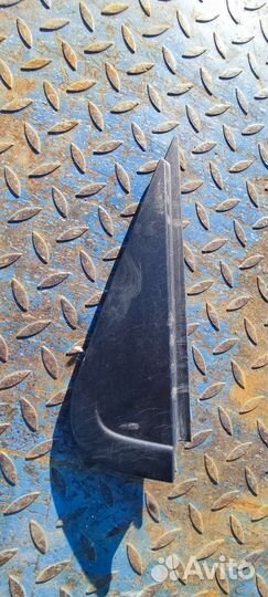 Треугольник двери наружный задний правый Дастер