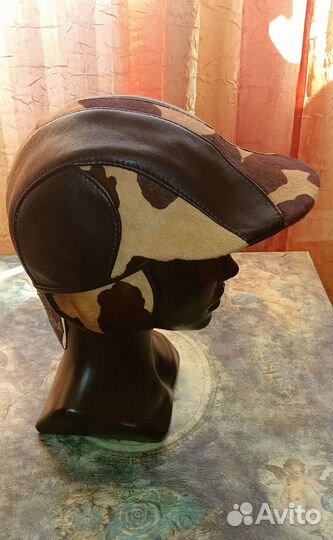 Кепка женская из шкуры коровы отделанная кожей