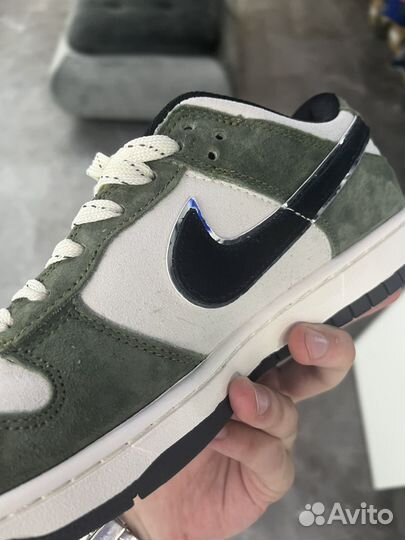 Кроссовки Nike dunk