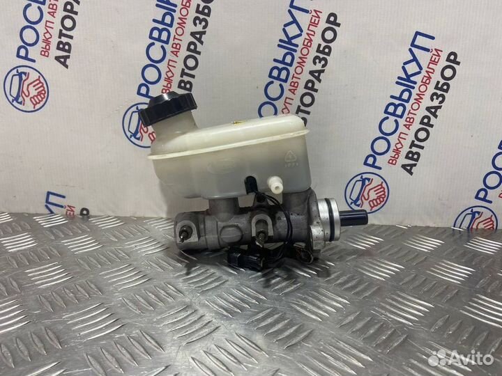 Главный тормозной цилиндр Kia Sorento BL