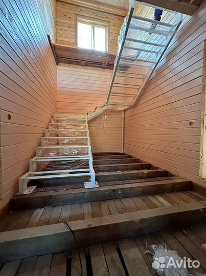 Антресольный этаж мезонин