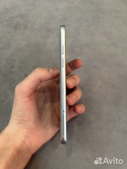 Samsung Galaxy A5 (2017) SM-A520F/DS, 3/32 ГБ